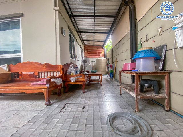 *****ทาวน์เฮ้าส์มือสองย่านนนทบุรี ม.ลุมพินี ทาวน์วิลล์ ราชพฤกษ์-นครอินทร์ หลังมุม เนื้อที่กว้าง 29.40 ตร.ว. ฟังก์ชัน 3 ห้องนอน 2 ห้องน้ำ ที่จอดรถ 2 คัน บ้านหลังมุมมีพื้นที่ด้านข้าง เดินทางสะดวก เข้า-ออกได้หลายเส้นทาง ทั้ง ถ.นครอินทร์, ถ.ราชพฤกษ์ ใกล้ทางด่วน "ศรีรัช"